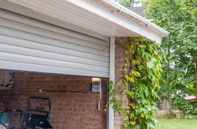 Why Choose Smart Roller Door Installation? Benefits, Features, and DIY Tips