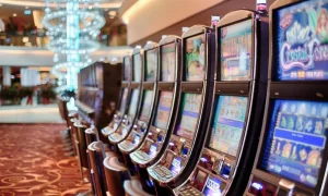 What is the hit frequency in online slots, and why does it matter?